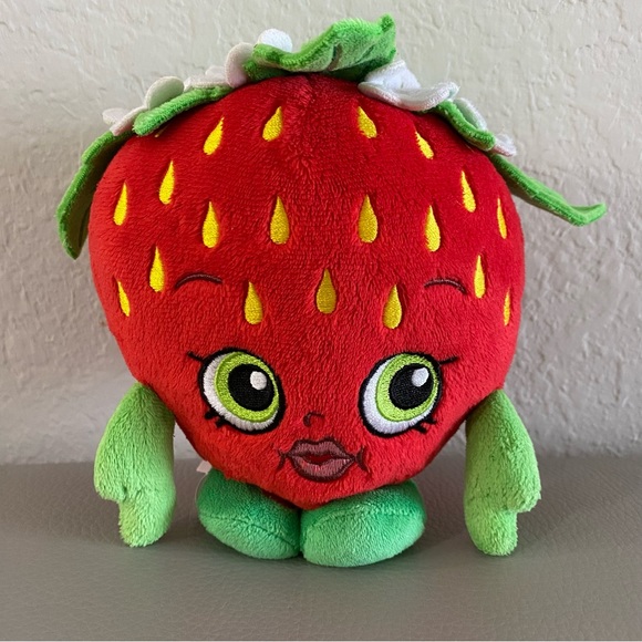 Shopkins Strawberry Kiss plush Stuffed Animal  7” 2015 - Picture 1 of 6